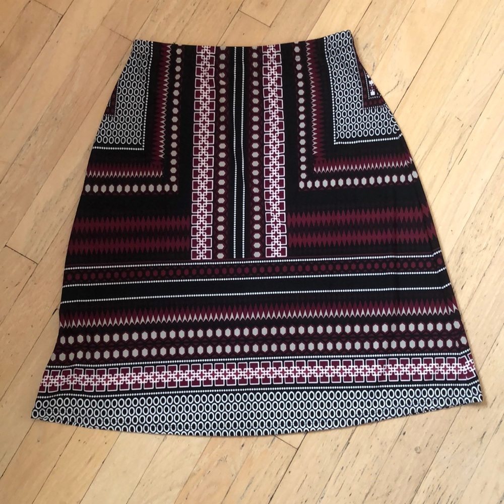Misia Pattern Skirt - Picture 6 of 7